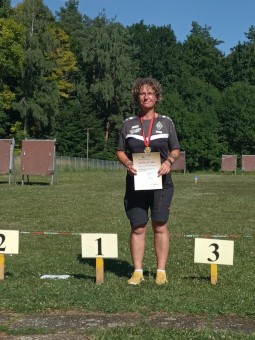 Diana bei der Siegerehrung auf der LM Feld in Magstadt