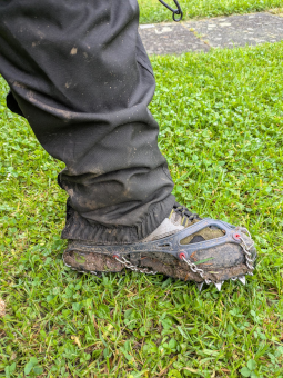 Bereits grob gereinigtes Schuhwerk - Sieht immer noch aus wie ....