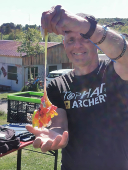 Die Temperaturen brachten die Gummibärchen zum Schmelzen und formten dabei einen großen Klumpen - Igitt
